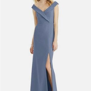 BellaBridesmaids BB112 dress in size 8- worn once. Beautiful color and style!